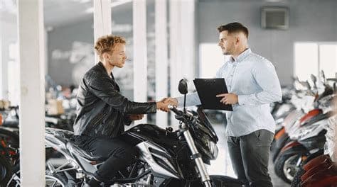 Kapak görseli – İkinci El Motosiklet Alırken Nelere Dikkat Edilmeli? Motobox’tan Güvenle Alışverişin 9 Sebebi 